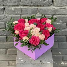 Цветочная композиция из Розы в коробке в Рождественской Ставропольский край