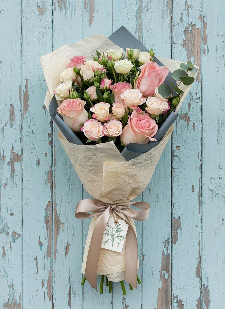 Букет цветов из: Розы в Рождественской Ставропольский край