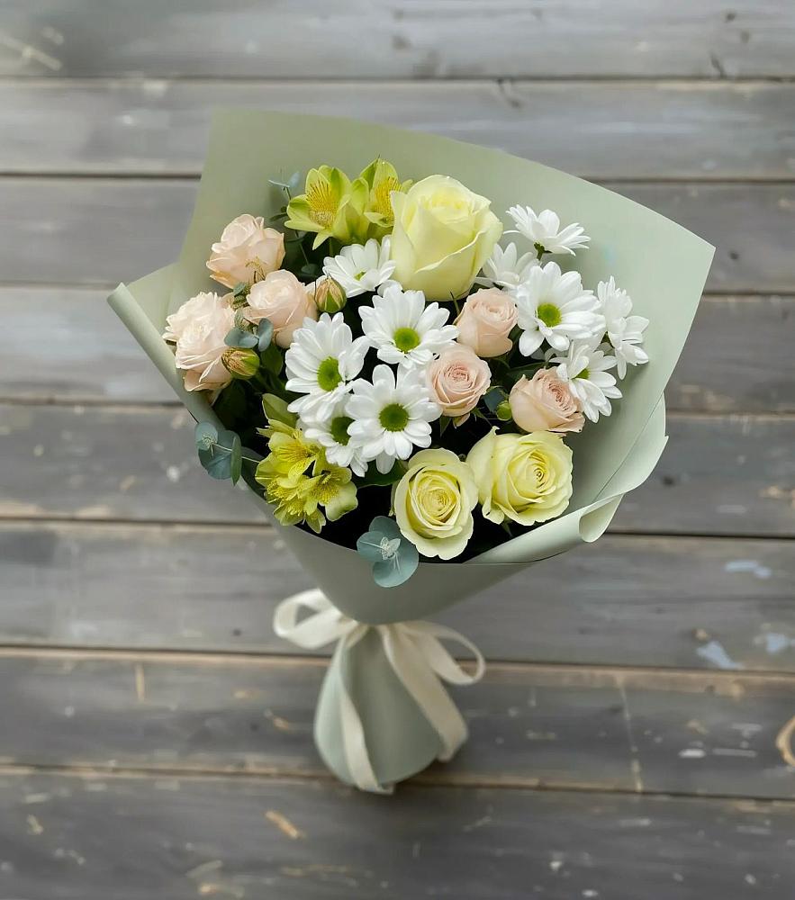 Букет цветов из: Альстромерии, Розы и Хризантемы в Рождественской Ставропольский край