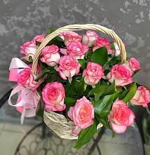 Цветочная композиция из Розы в корзине #REPLACE_PRED# Рождественской Ставропольский край