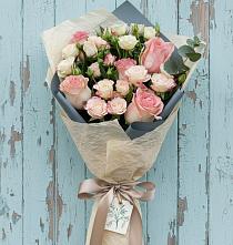 Букет цветов из:  Розы в Рождественской Ставропольский край