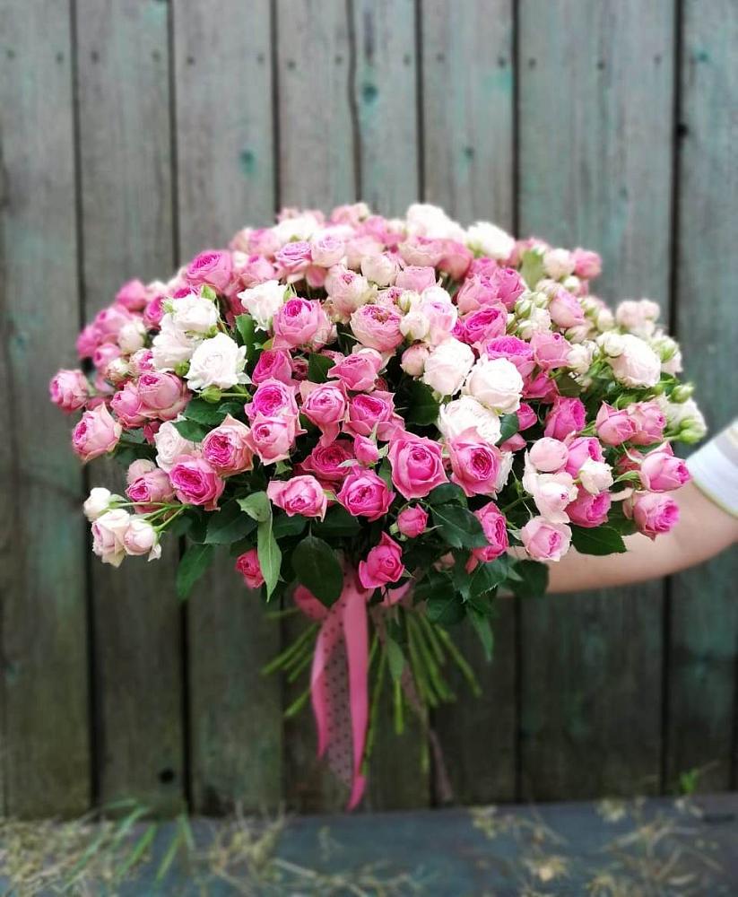 Букет Розовые кустовые розы Натали и Лав Лидия в Рождественской Ставропольский край