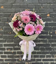 Букет цветов из:  Герберы и Хризантемы в Рождественской Ставропольский край