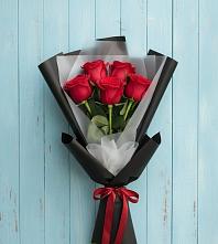 Букет цветов из:  Розы в Рождественской Ставропольский край